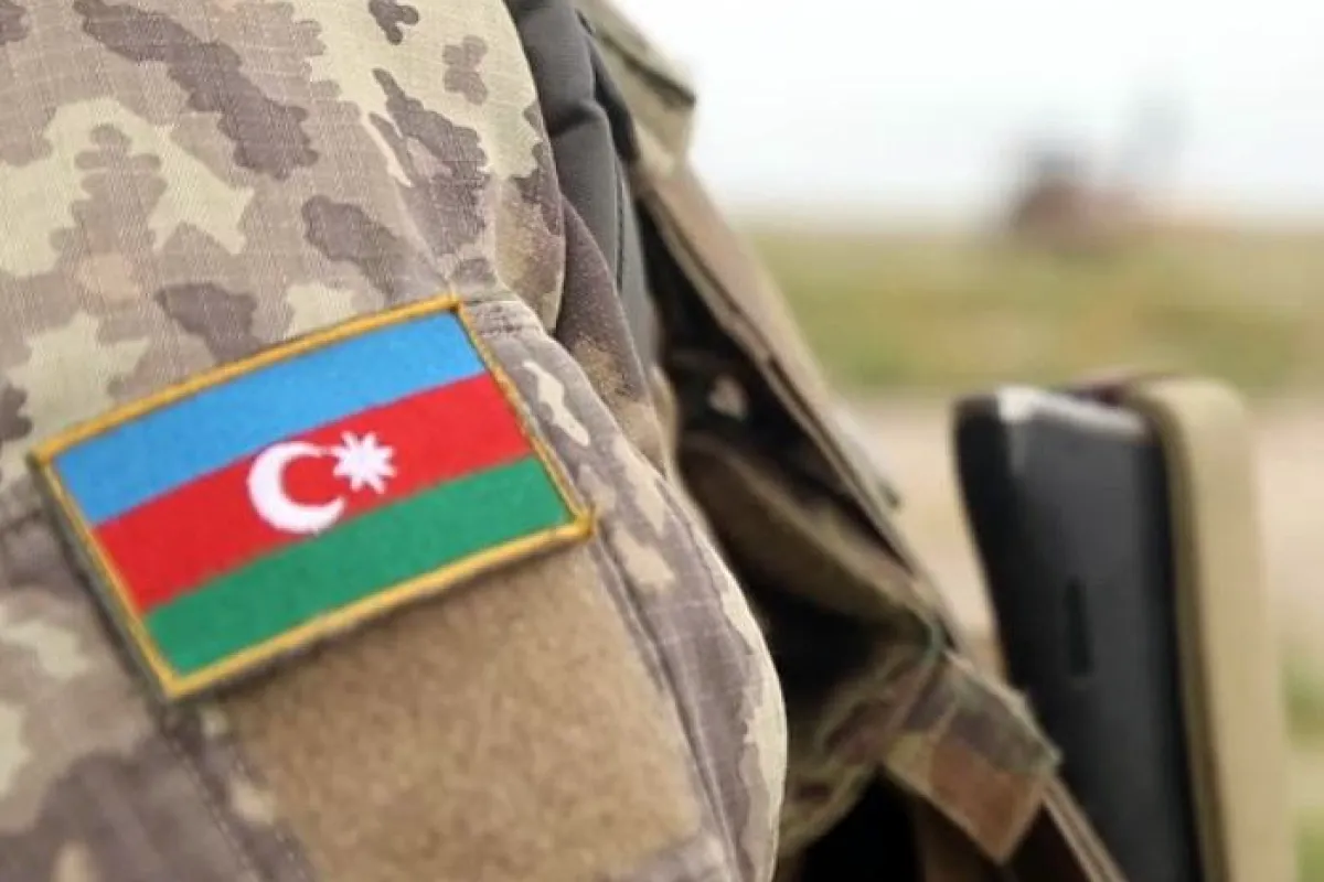 Azərbaycan Prezidenti şəhid hərbçiləri təltif edib - SİYAHI