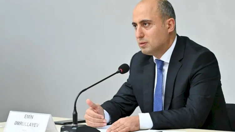 Məktəblərdə dərs vaxtı telefondan istifadə qadağan edildi - Nazirdən qərar