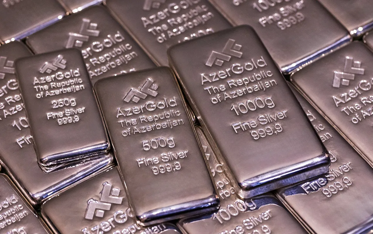 “AzerGold” ilk dəfə yerli bazara gümüş külçələr təqdim etdi