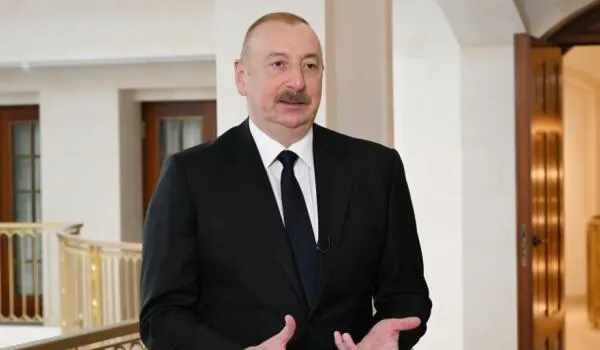 Prezidentlər Şuşada mətbuata bəyanatlarla çıxış etdilər