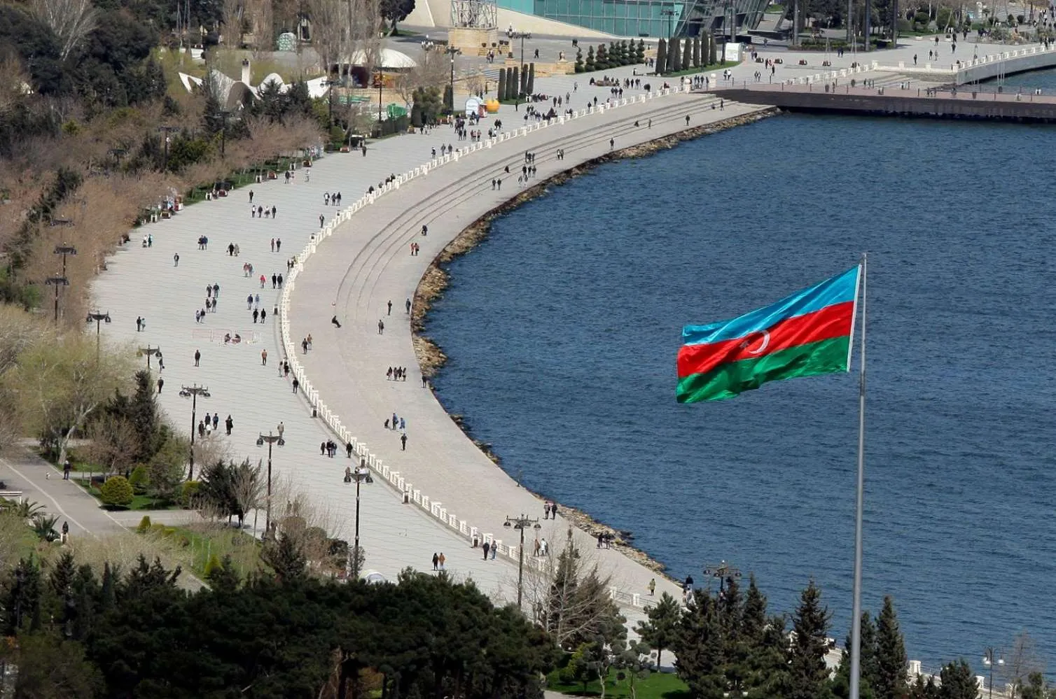 8 gün iş olmayacaq - TƏQVİM