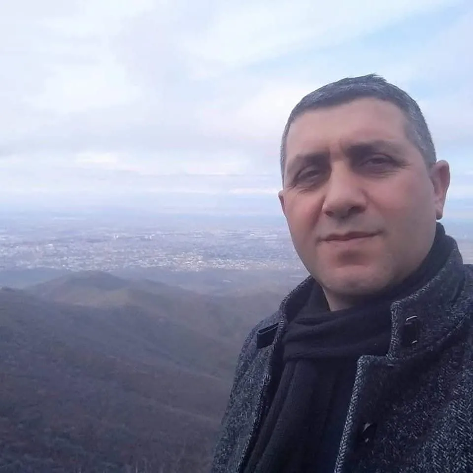 “Rəhbərin qayıdışı” – Əliheydər kişi yenidən kolxozun başında