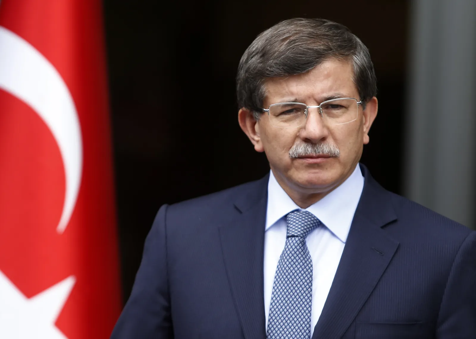 Əhməd Davudoğlu həbs oluna bilər - araşdırma başladı